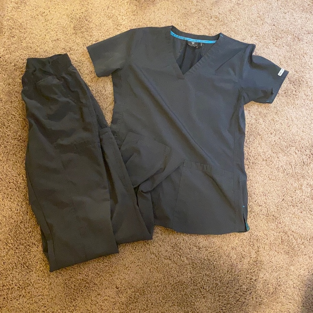 Med Coture Scrub SET